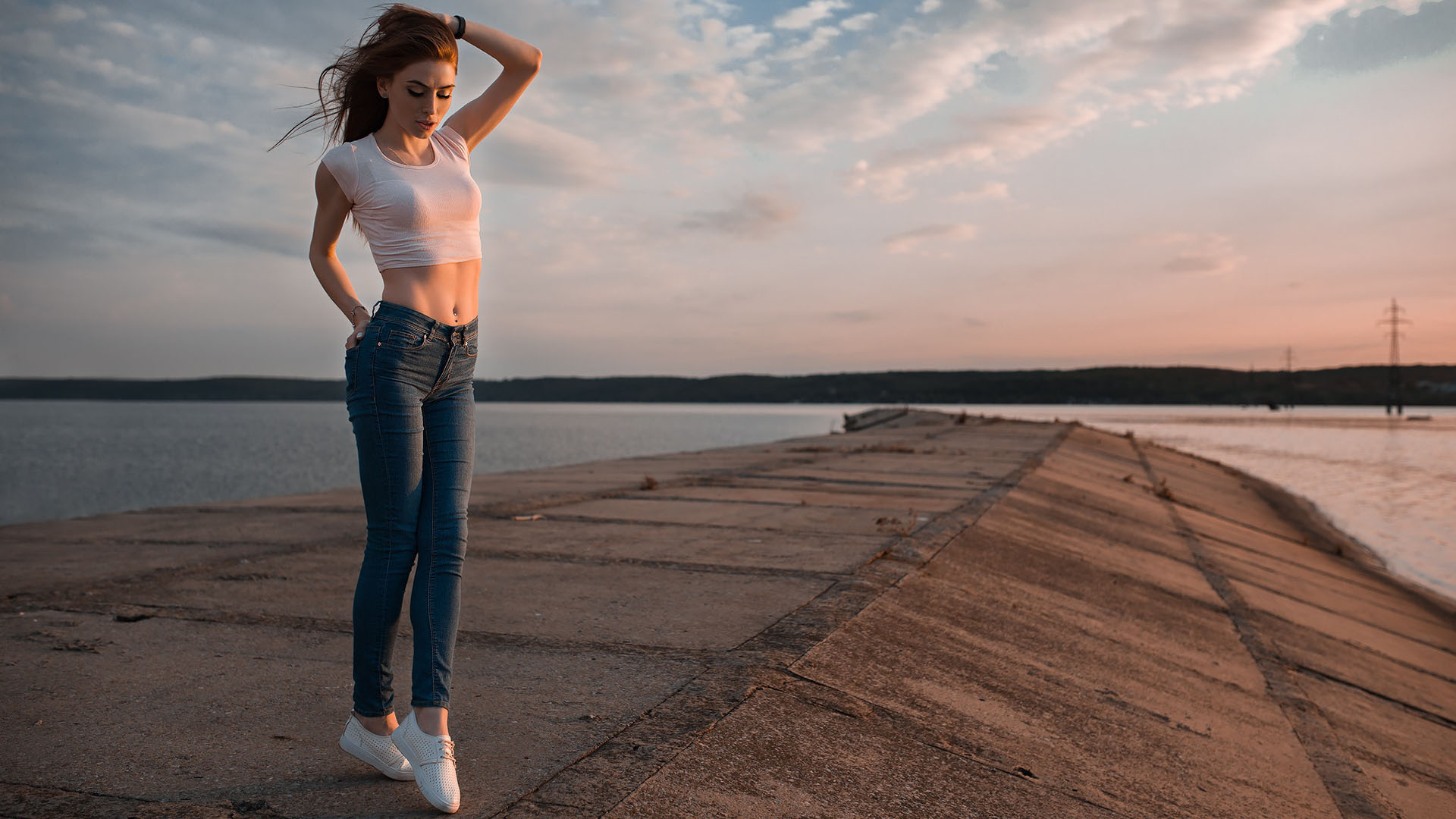 低俗喜剧 视频缩略图