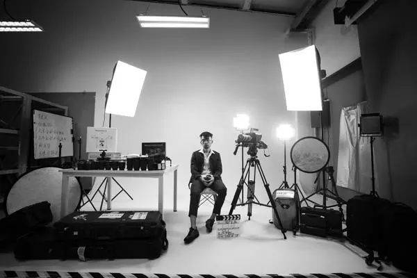 僵尸高校2 视频缩略图