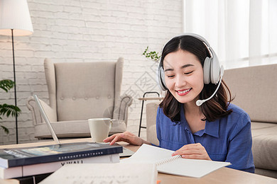 僵尸家族 视频缩略图