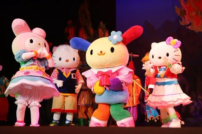 伤物语 -历与吸血鬼 视频主图