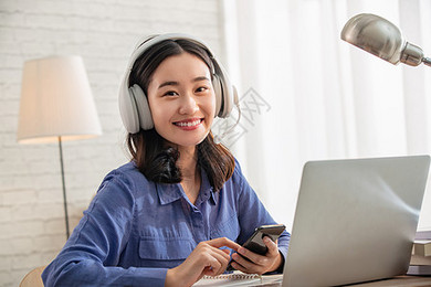 冒牌上尉 视频海报