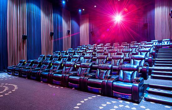 决战发财日 视频缩略图