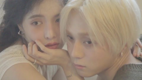 低俗喜剧 视频海报