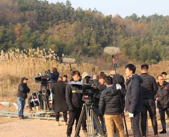 侏罗纪游戏：灭绝 视频缩略图