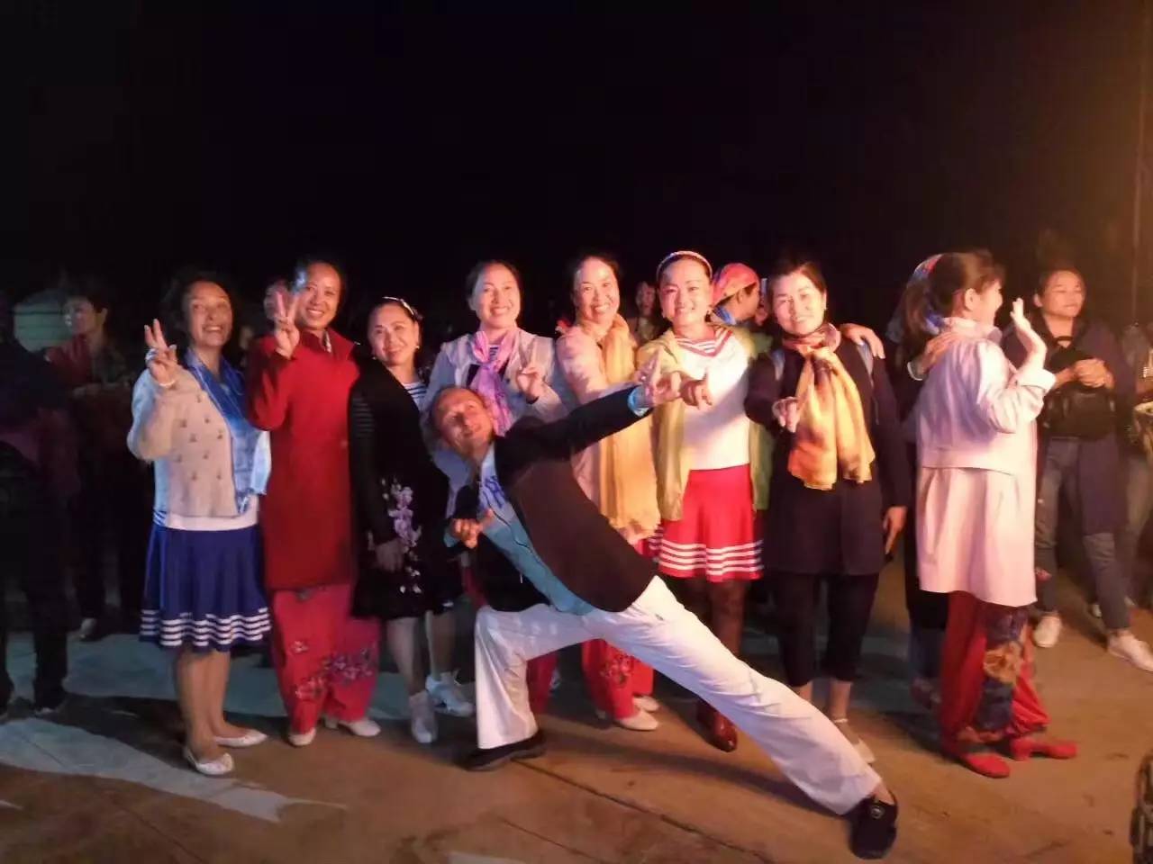 伟大的巴克·霍华德 视频缩略图