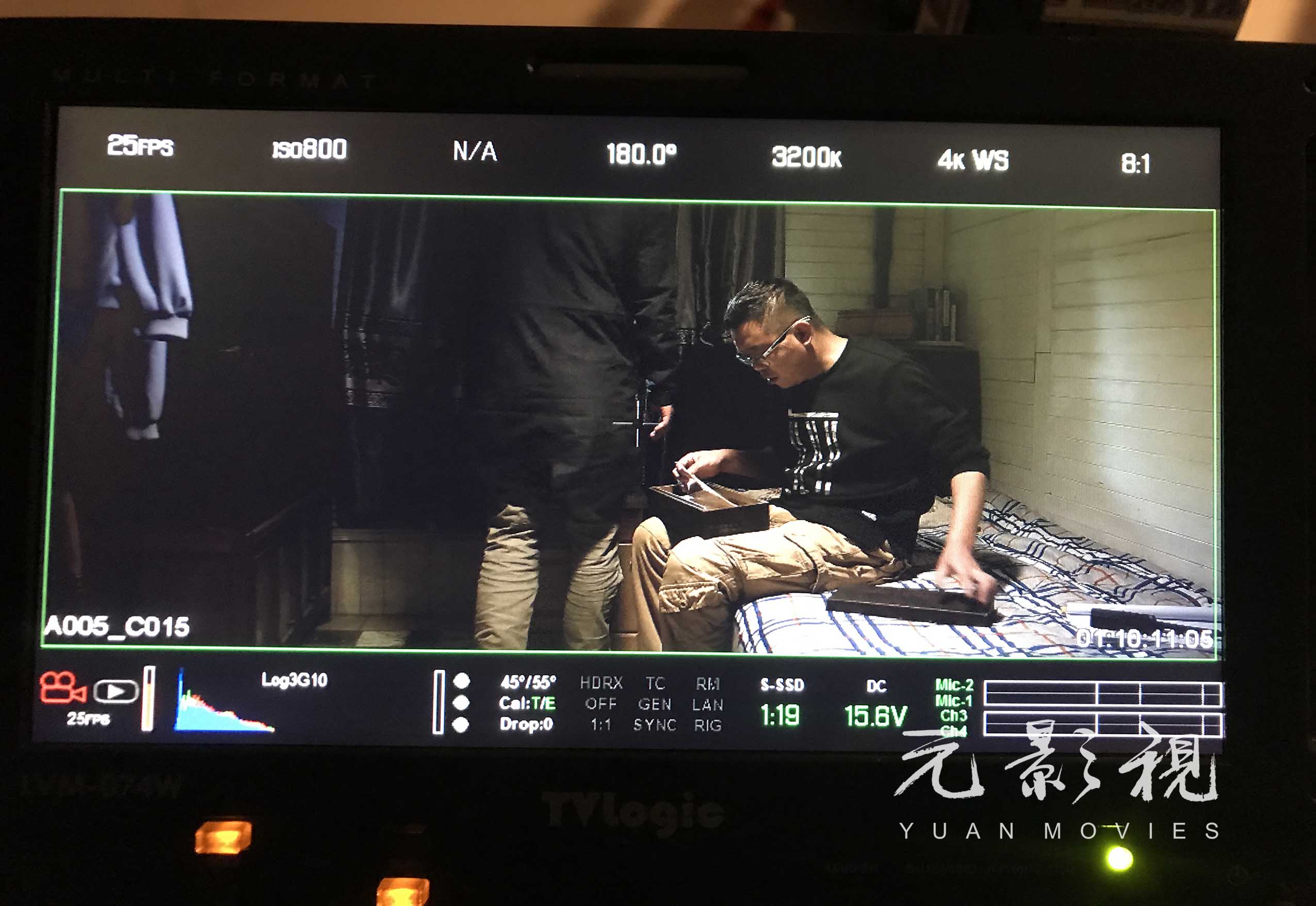 假面骑士联手出击驰骑与铠武电影大战全力出击 视频缩略图