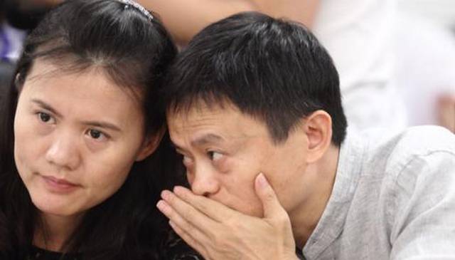 会长的贴身校花 视频缩略图