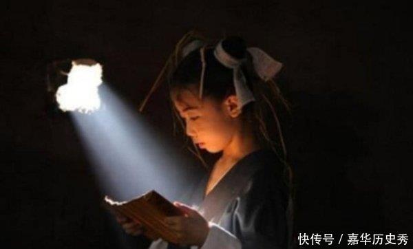 依然爱情服务生 视频缩略图