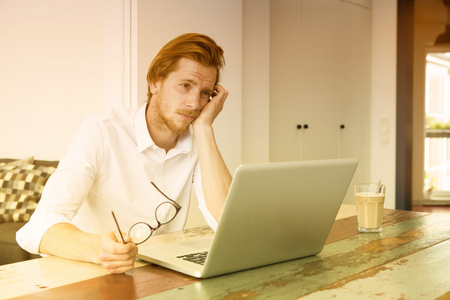 呼啸山庄 视频缩略图