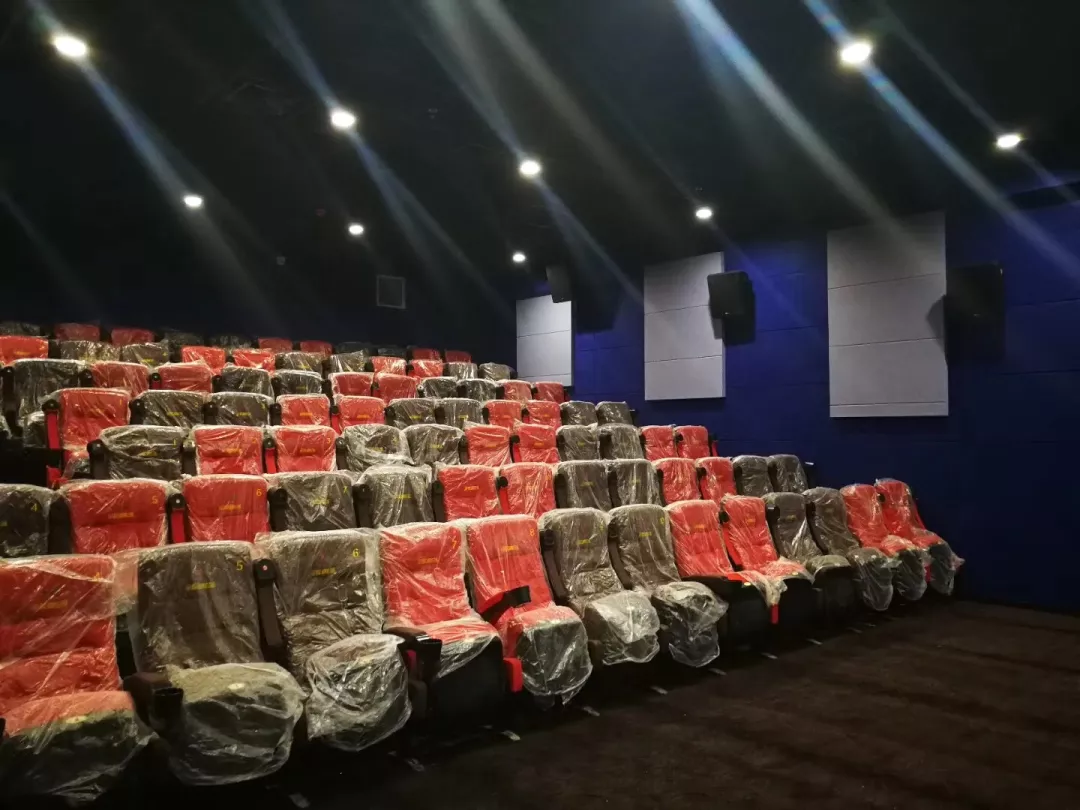 史酷比和狂热摔跤：飙车者之咒 视频缩略图