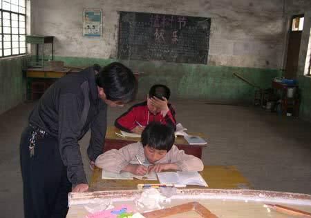 伊克巴尔之超级芯片 视频缩略图