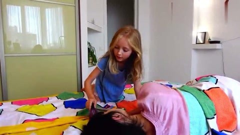 囧村逃亡 视频主图