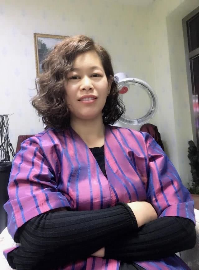 唐伯虎之醉美人 视频缩略图