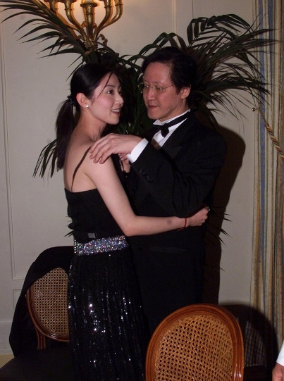 基加利的鸟儿在歌唱 视频海报