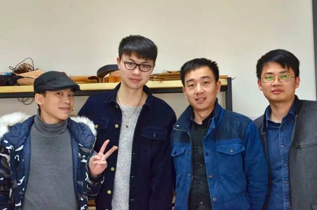 住货车的女士 视频缩略图