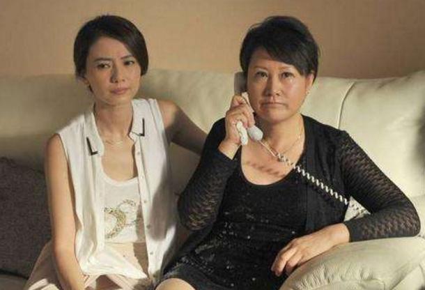 偷心的女人 视频海报