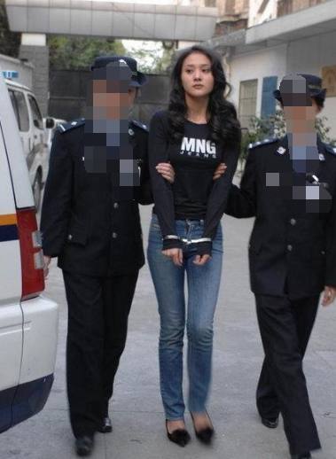 冷酷无情 冰咖啡毒杀案 视频缩略图