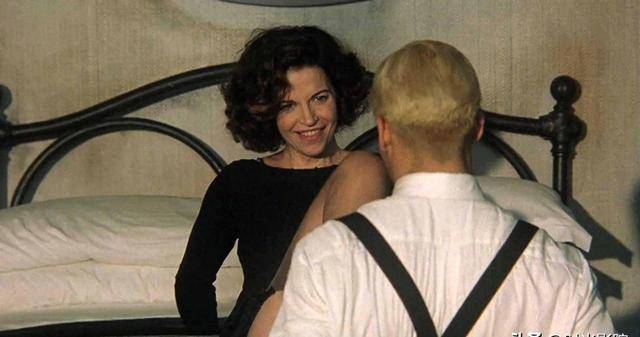 倮·恋 视频海报