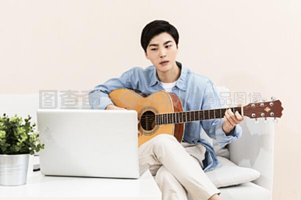 保安日记 视频缩略图