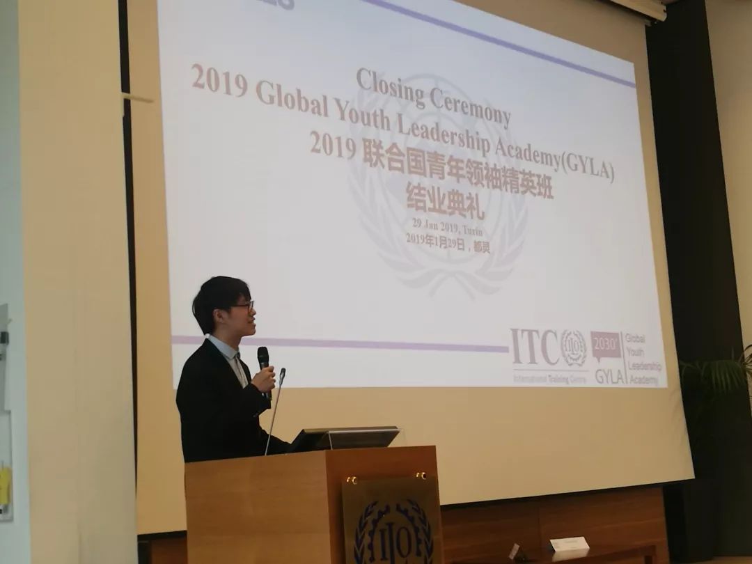 信任之剑 视频缩略图