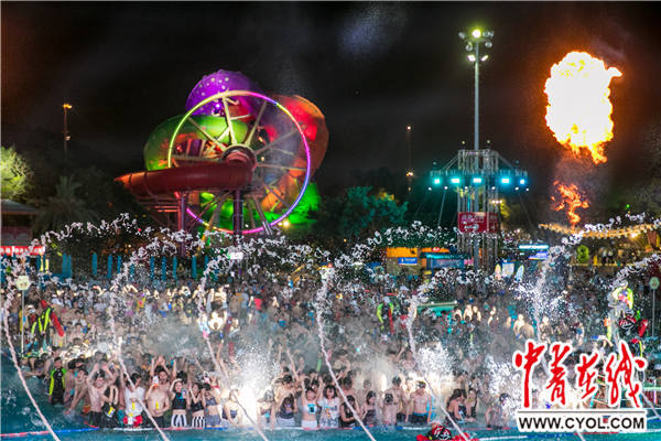 可口可乐小子 视频海报