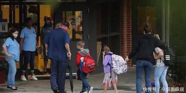 假装热情 视频海报