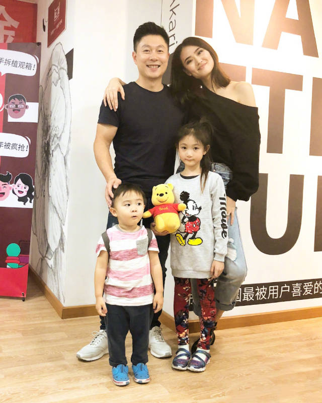 假偶成真 视频缩略图