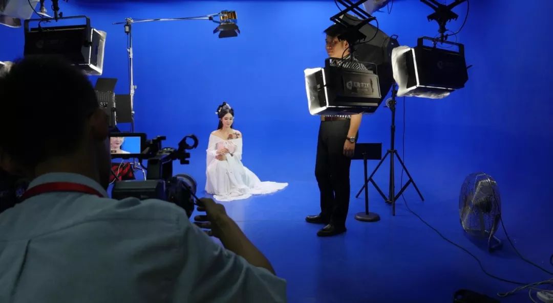 双雄出击 视频海报