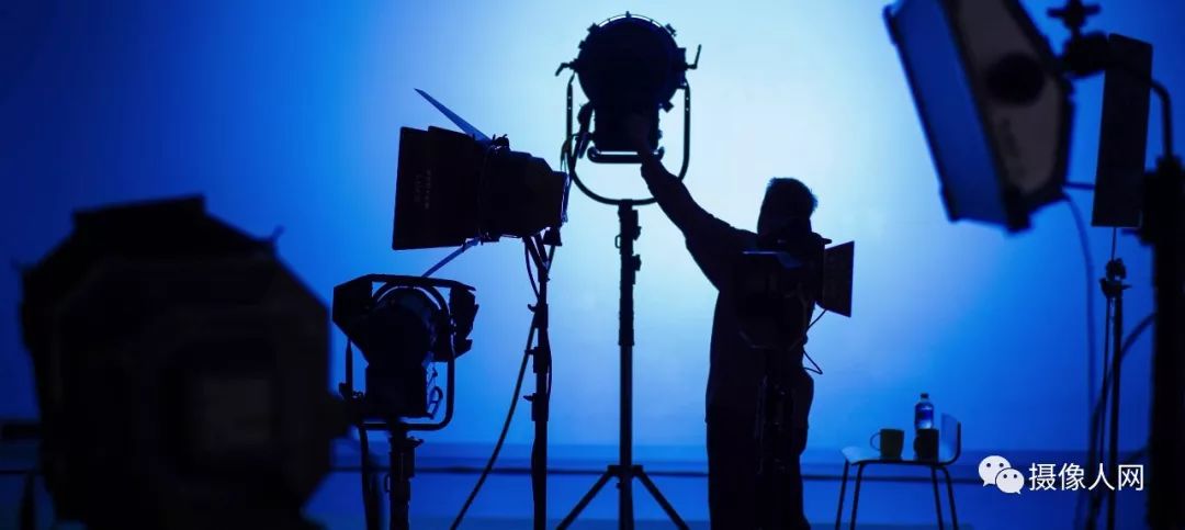 伪造者 视频缩略图