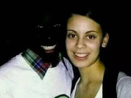 危险卧底（英语版） 视频主图