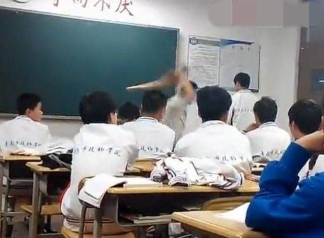 回溯迷踪 视频海报