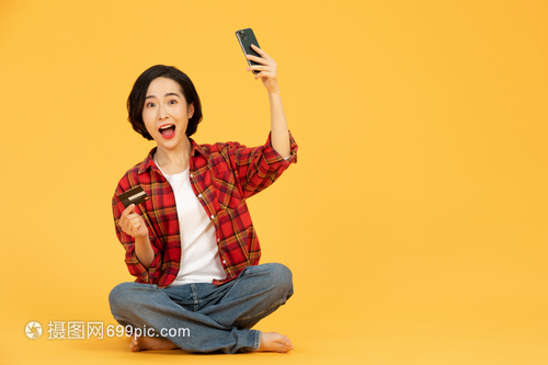 你不是我 视频缩略图