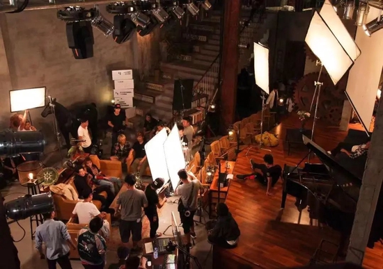 僵尸100：在成为僵尸前要做的100件事 视频缩略图