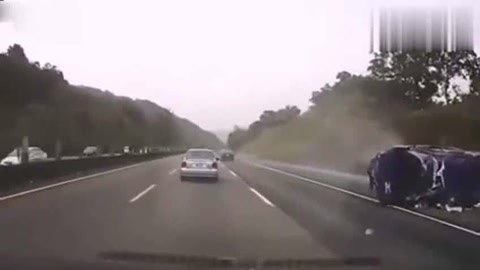 基加利的鸟儿在歌唱 视频缩略图