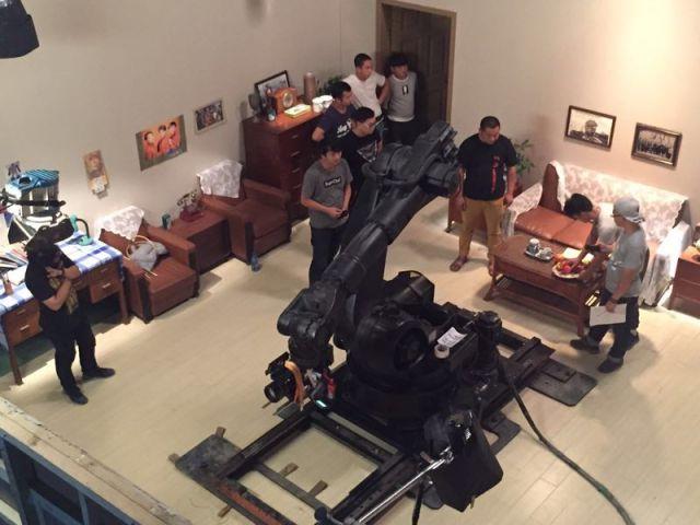 夜袭寡妇村 视频缩略图